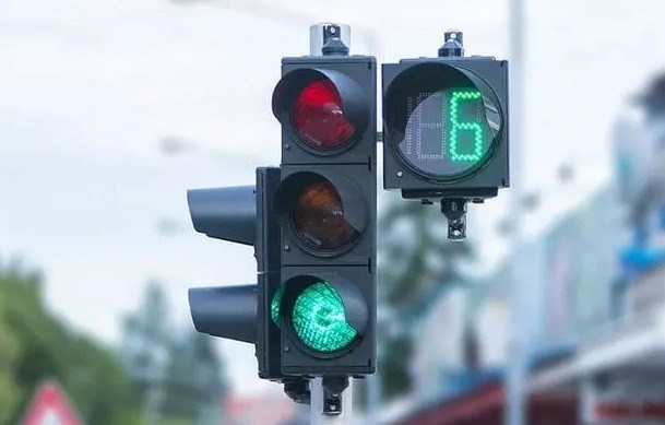 Bỏ đếm ngược đèn giao thông: Nên hay không?